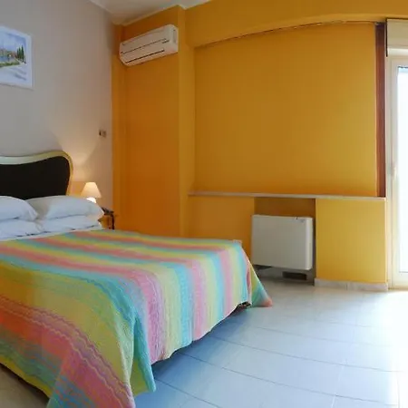 Michelangelo Hotel 3*